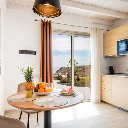 Etti - Paradise La Roca * Lajita