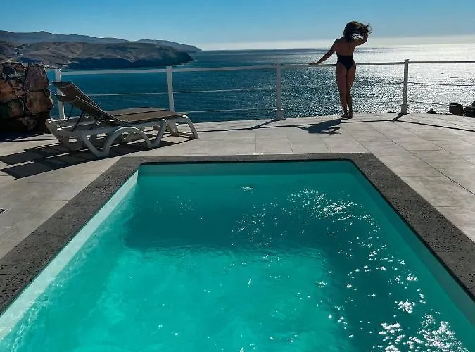 Etti - Paradise La Roca Lajita